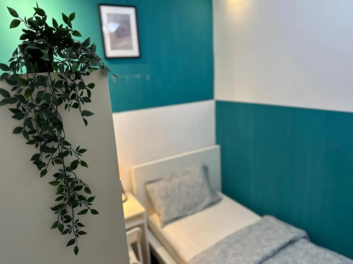 Homestay Epic Partition Room In Barsha Near Metro Dubai