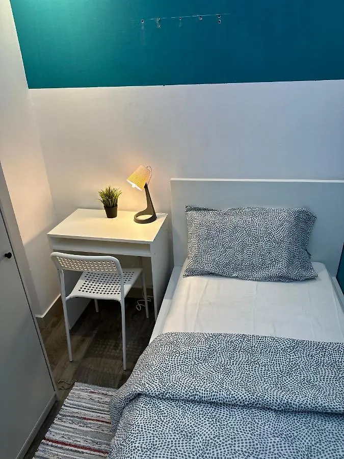 Epic Partition Room In Barsha Near Metro Dubai Homestay