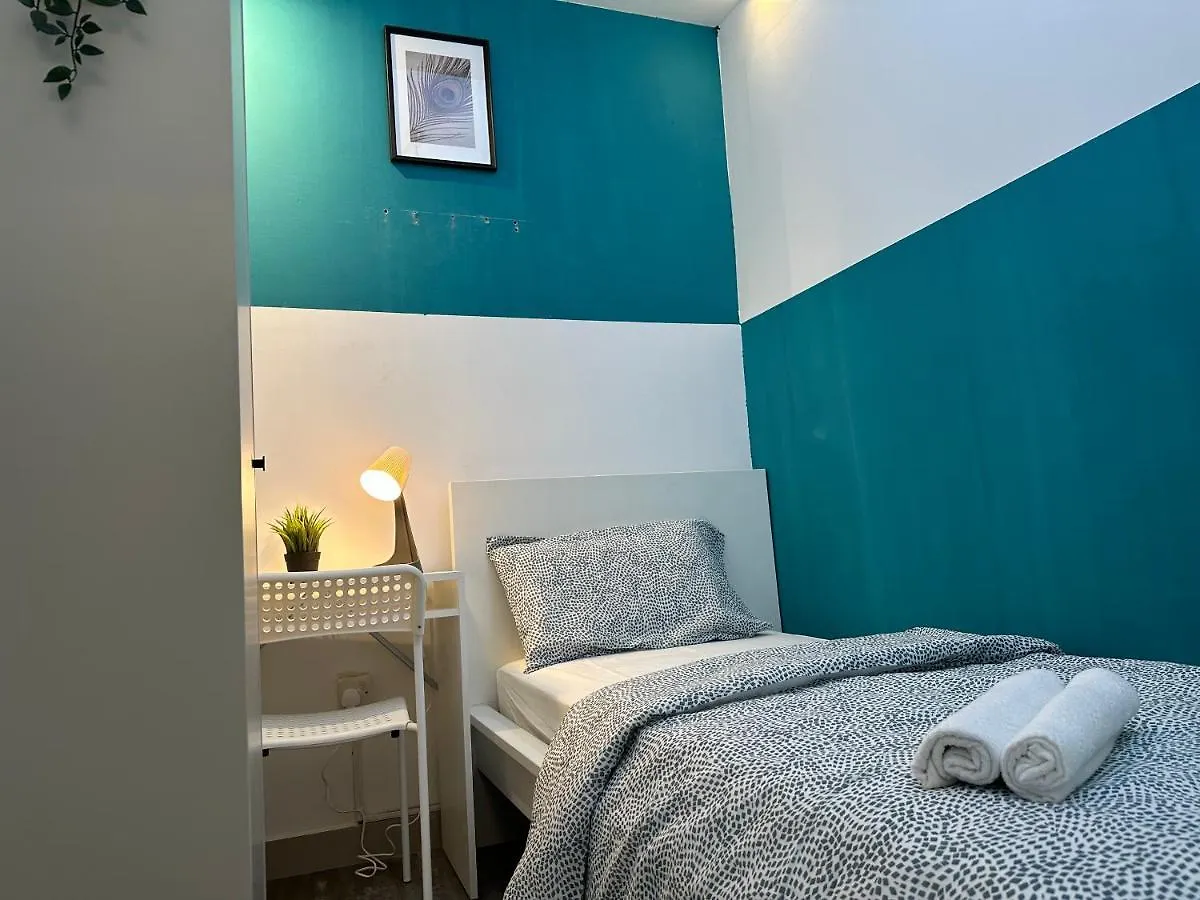 Homestay Epic Partition Room In Barsha Near Metro Dubai